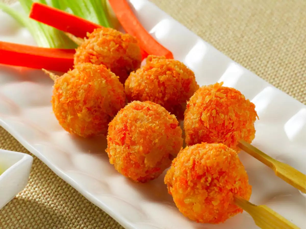 CHICKEN BALL